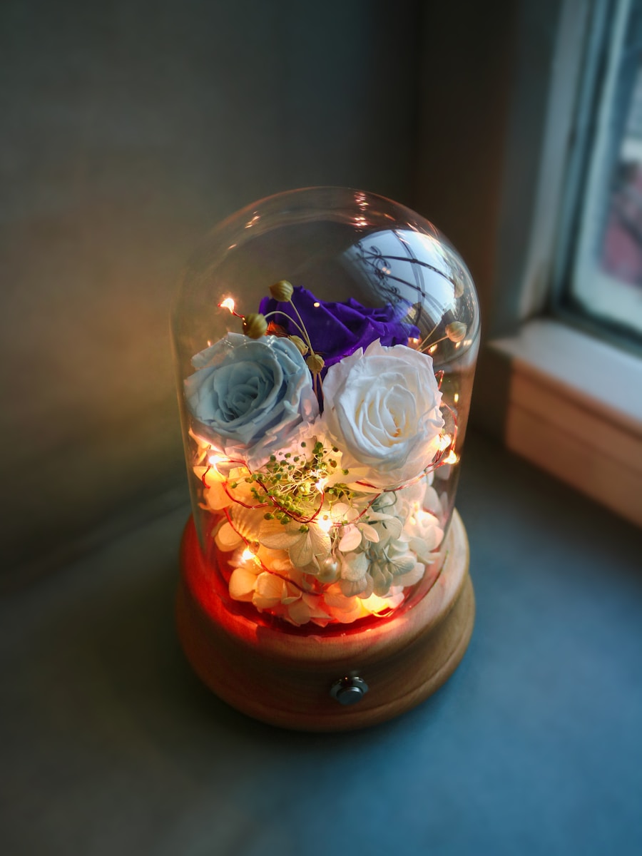 Photo Romantic flower table lamp